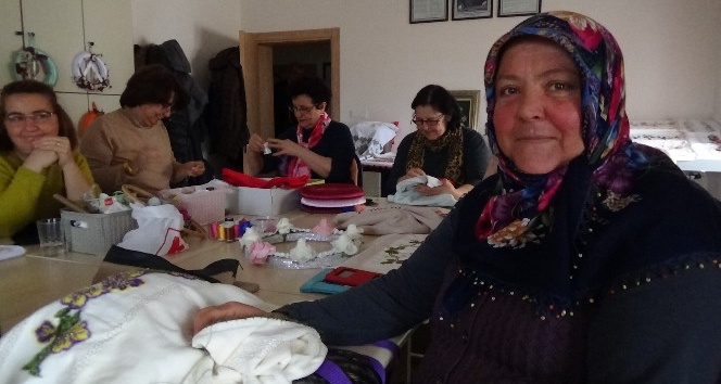 Edirne Halk Eğitim Merkezi’ndeki kurslara kadınlardan yoğun ilgi