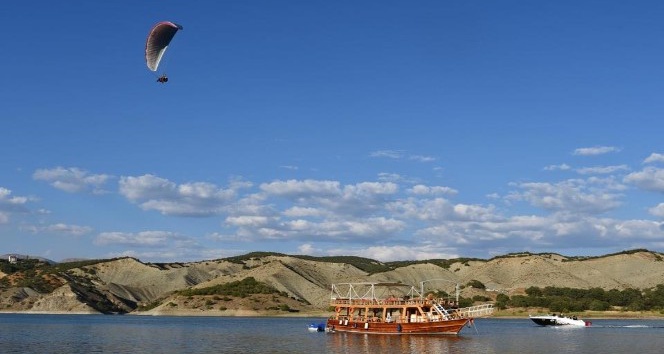 Terörden temizlenen Tunceli’de yamaç paraşütü heyecanı