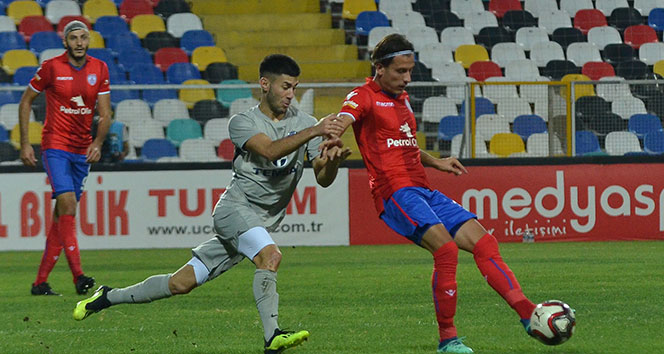 Adana Demirspor, 3 puanı tek golle aldı