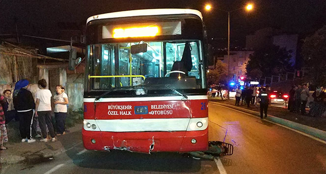 Samsun&#039;da halk otobüsü motosiklete çarptı: 2 ölü