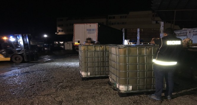 Arnavutköy’deki operasyonda 25 bin litre ’10 numara yağ’ ele geçirildi