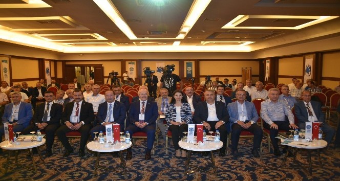 Yağlı Güreş Düzenleyen Kentler Birliği Manisa’da toplandı