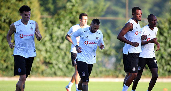 Beşiktaş, Fenerbahçe maçı hazırlıklarına devam etti