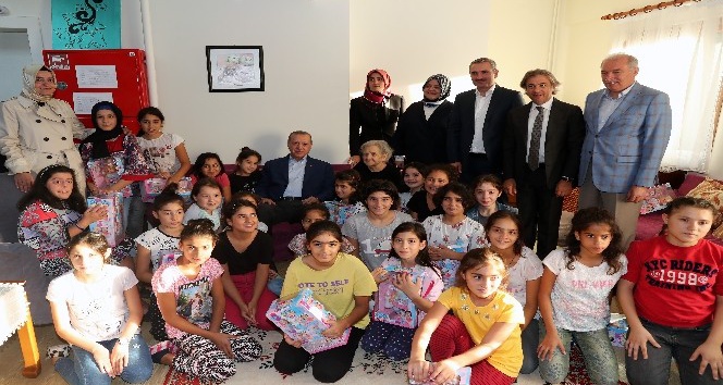 Cumhurbaşkanı Erdoğan çocuk yuvasını ziyaret ediyor