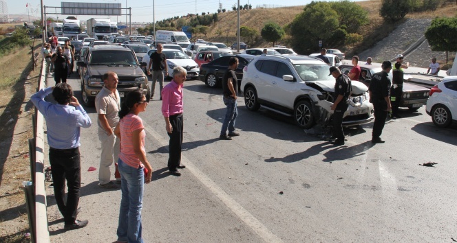 Ankara’da zincirleme trafik kazası: 17 araç birbirine girdi