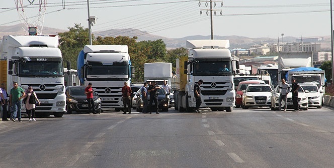 Yer: Ankara - Konya otoyolu... Görür görmez kontağı kapattılar!