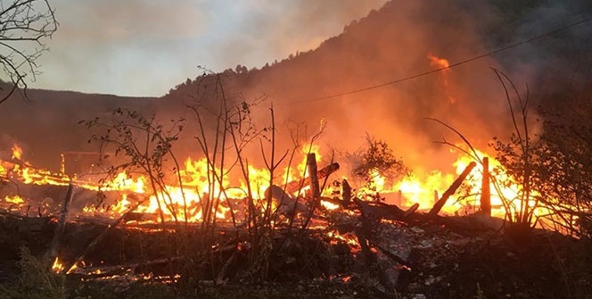 Yangın faciası! Çok sayıda ev küle döndü