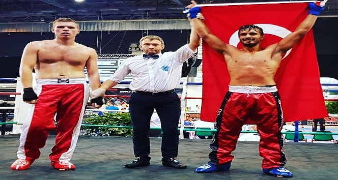 Adanalı Mahsum Teker kick boksta dünya şampiyonu oldu