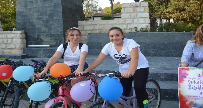 Sinop’ta Süslü Kadınlar bisiklet turu