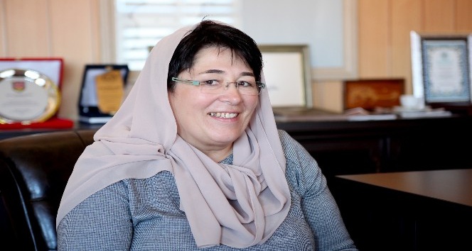 Alman tır şoförü Nannette Bauer müslüman olarak ‘Nisa’ adını aldı