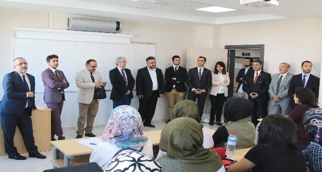 Diş Hekimliği Fakültesi öğretime başladı