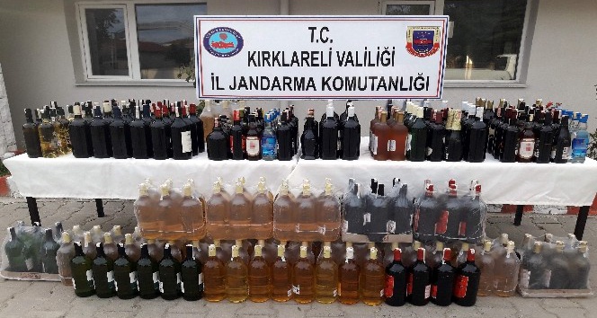 Kırklareli’nde 323 litre sahte içki ele geçirildi