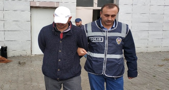FETÖ’den 10,5 yıl hapis cezası bulunan öğretmen saklandığı evde yakalandı