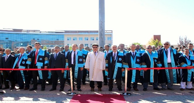 Üniversite de  2018-2019 Akademik yılı açılış töreni gerçekleştirildi