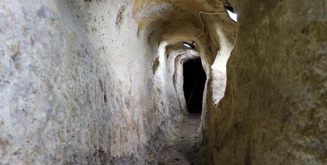 Halk arasında duyup kazmaya başladılar! Ve bulundu…