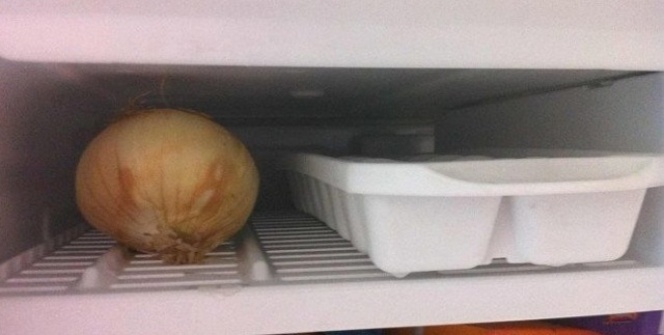 Soğanı buzluğa koyun! Sonuç inanılmaz...