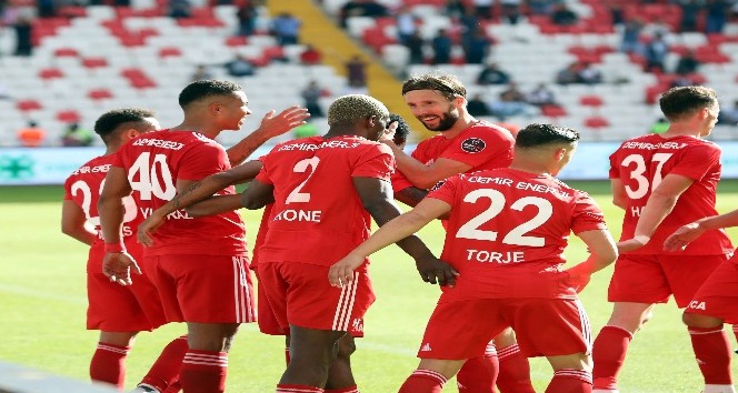 Spor Toto Süper Lig: DG Sivasspor: 2 - Bursaspor: 0 (Maç sonucu)