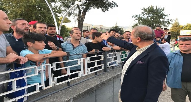 Tokatspor - Fethiyesor maçı sonrası taraftarlarla oyuncular tartıştı