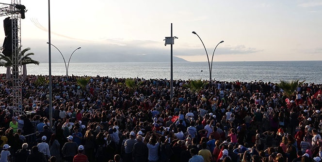 10 binlerce kişi oraya toplandı! İnanılmaz görüntüler