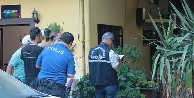 Adana'da iskele çöktü: 1 ölü, 1 yaralı