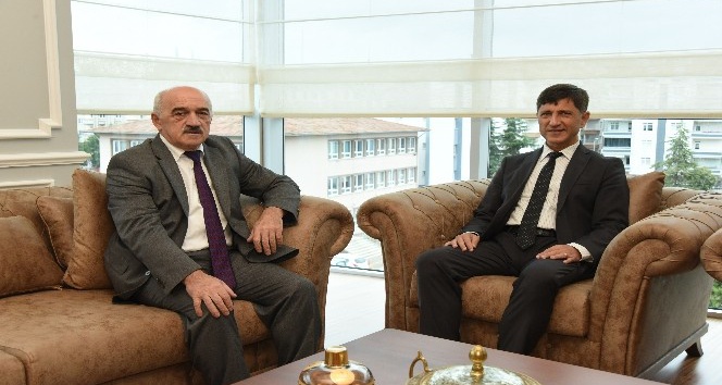 Kaymakam Erten: “Altınordu güzel hizmetler alacak”