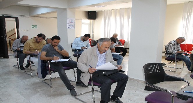 Turhal’da ikinci el araç alım satım yeterlilik belge sınavı yapıldı