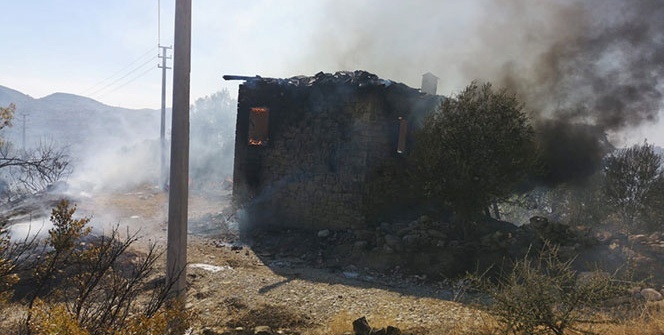 Korkutan yangın! Küle döndü!