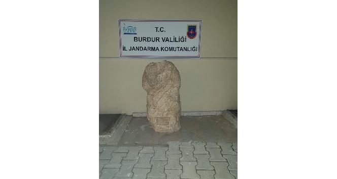 Burdur’da Roma Dönemi’ne ait Sağlık Tanrısı heykel ele geçirildi