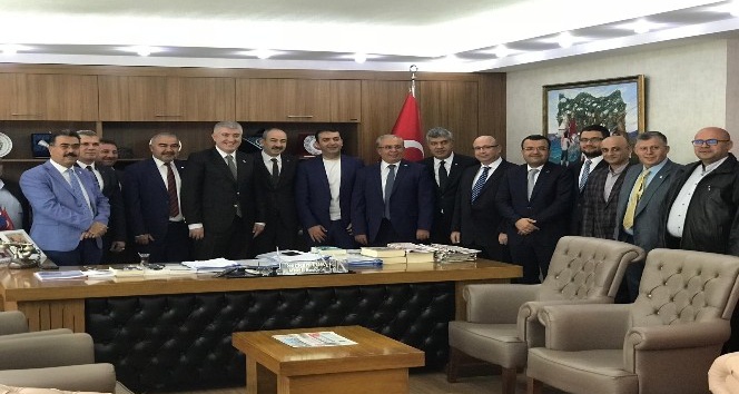 KTO yönetimi MHP İl Başkanı Serkan Tok’u ziyaret etti