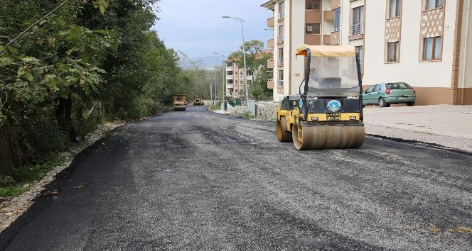Karaköy yolları yenileniyor