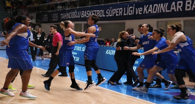Hatay Büyükşehir Belediyespor, Kadınlar Cumhurbaşkanlığı Kupası’nı kazandı