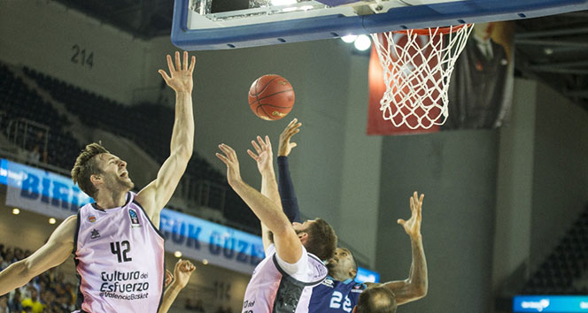 Türk Telekom Basketbol Takımı, İspanya ekibine yenildi