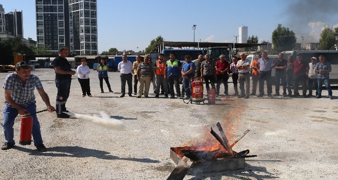 Belediye personeline yangın söndürme ve ilkyardım eğitimi