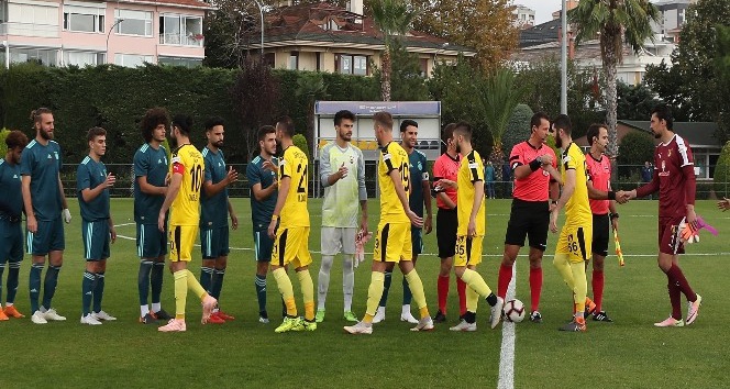Fenerbahçe, hazırlık maçında İstanbulspor’u 3-0 mağlup etti