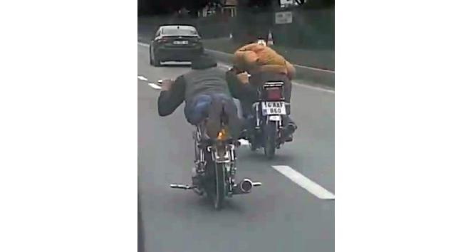 Bolu’da motosikletli sürücüler tehlike saçtı
