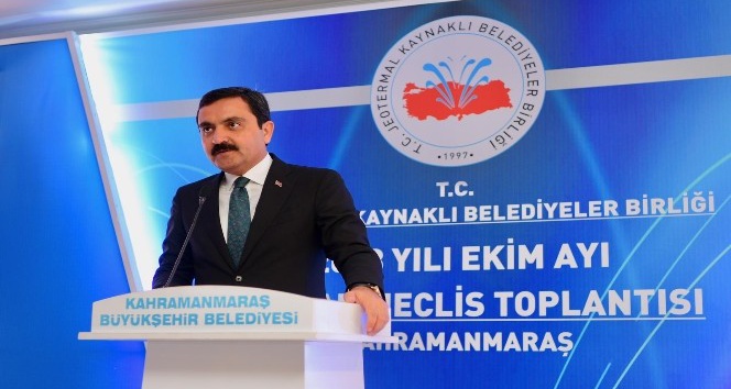 Kırşehir Belediye Başkanı Yaşar Bahçeci: &quot;Parayı çöpe atıyoruz&quot;