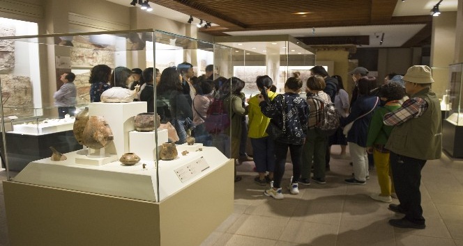 (Özel Haber) Anadolu Medeniyetler Müzesi’nde tarihin ilkleri sergileniyor