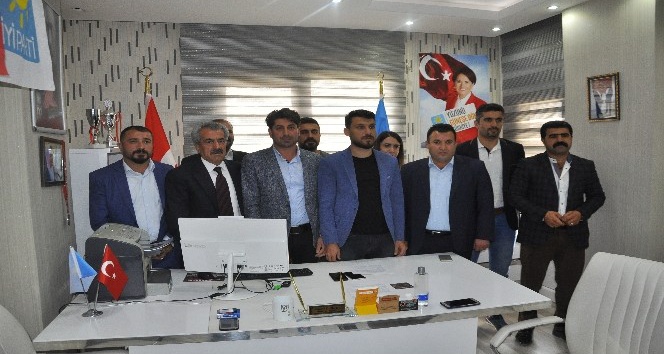 İYİ Parti’de deprem: Partinin Şırnak il yönetimi, ilçe başkanları ve 860 üyesi istifa etti