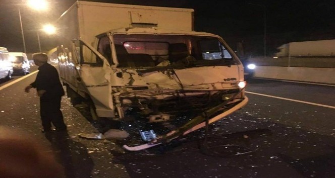 Nurdağı’nda iki kamyon çarpıştı: 1 yaralı