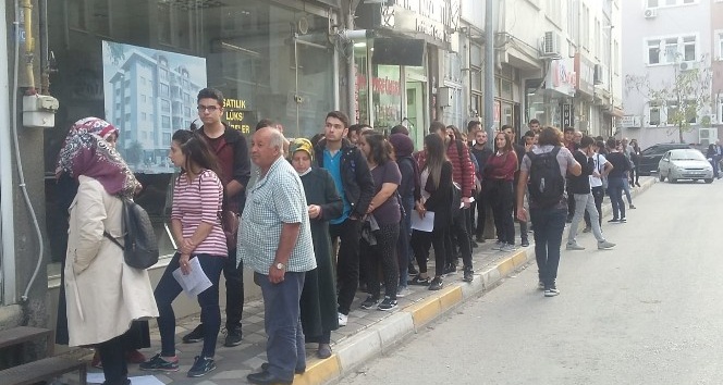Tokat’ta ’Elektronik Kart’ kuyruğu