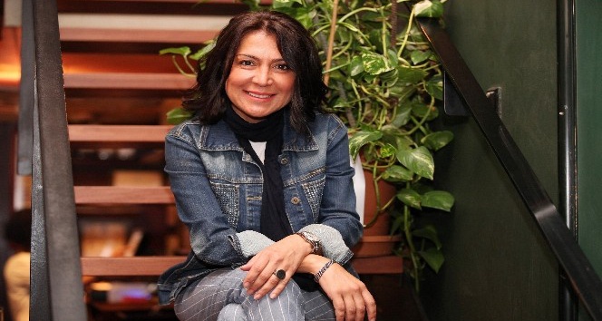 Asuman Dabak: "Oyunculuk kaşının gözünün güzel olması değil"