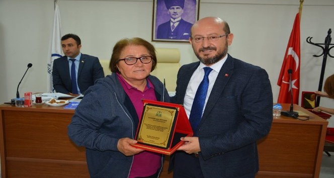 Başkan Özcan:"Mahallelere 50 milyon lira yatırım yaptık”