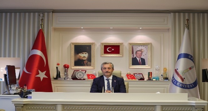 Belediye Başkanı Tahmazoğlu’ndan Muhtarlar Günü kutlaması