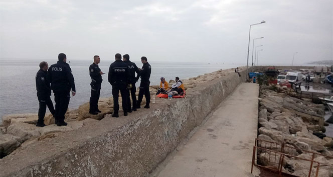 Silivri&#039;de kıyıya vurmuş erkek cesedi bulundu