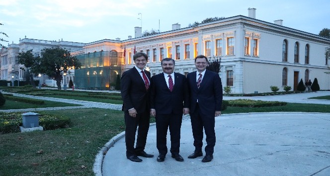 Sağlık Bakanı Koca, Prof. Dr. Mehmet Öz ile bir araya geldi