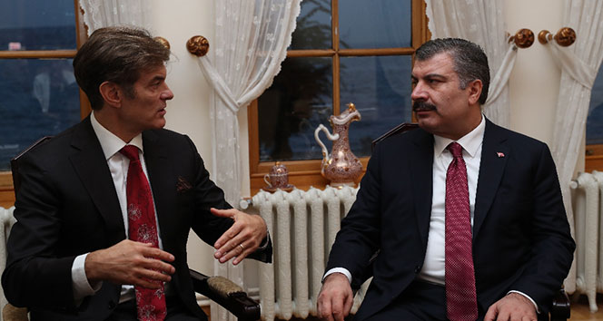 Sağlık Bakanı Koca, Mehmet Öz’le bir araya geldi