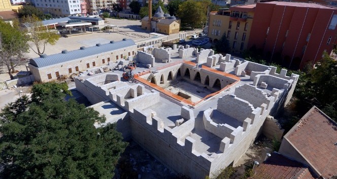 Ahi Evran Külliyesi 2. etap çalışmaları hızla yükseliyor