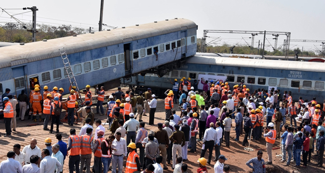 Tren kazalarında son iki yılda yaklaşık 50 bin kişi öldü