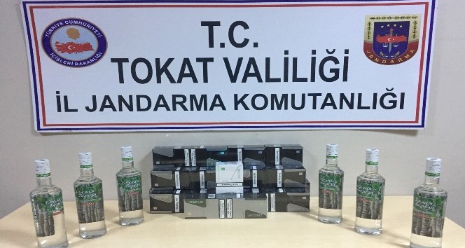 Tokat’ta kaçak rakı ile sigara operasyonu