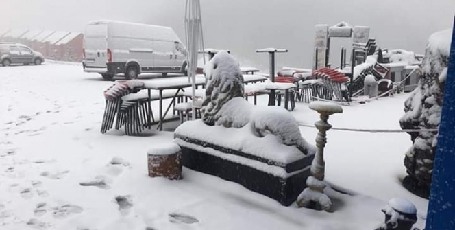 Her yer bir anda beyaza büründü!